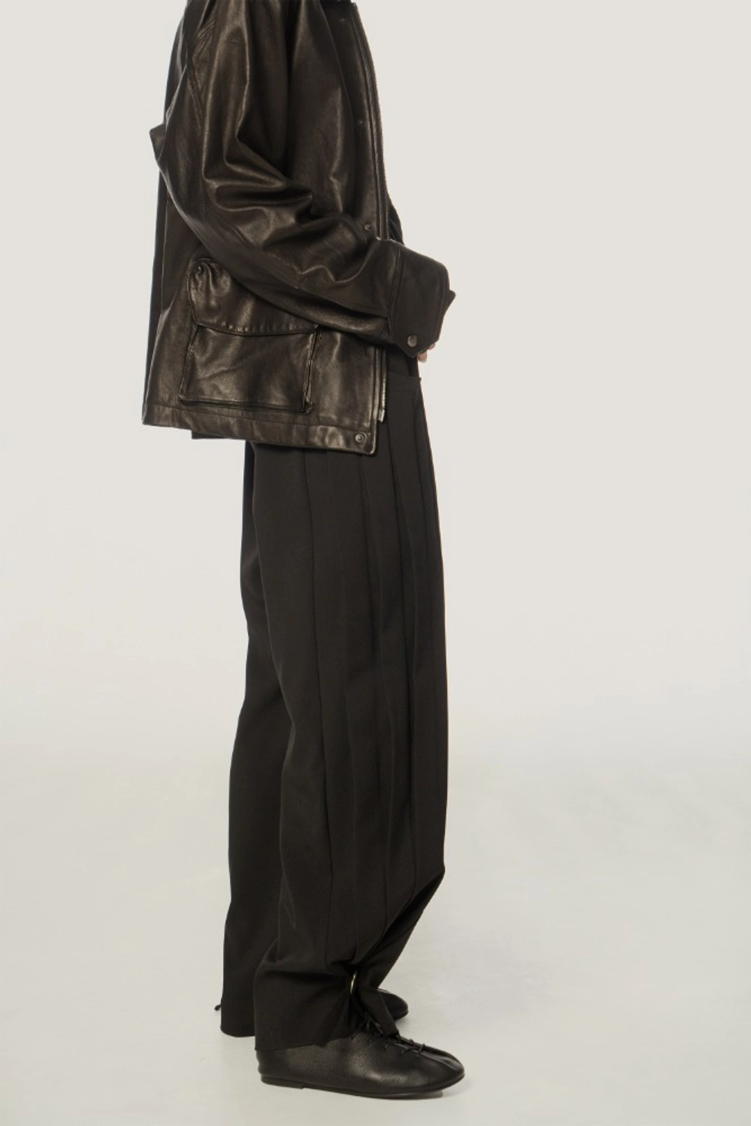 더일마 Ruben Tuck Pants black 상품 이미지 1