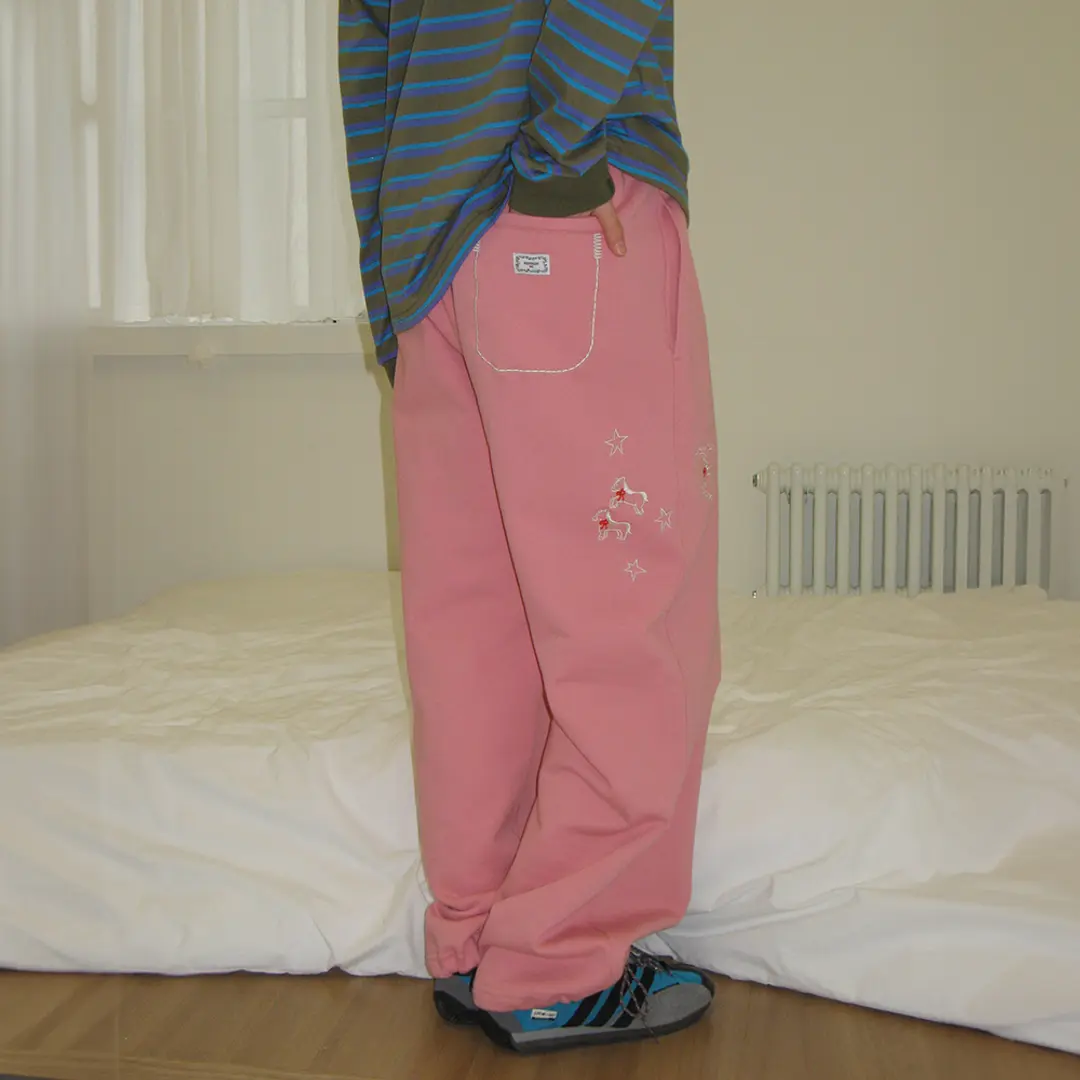 론론 DRAWING PONY STITCH SWEAT JOGGER PANTS PINK 상품 이미지 2