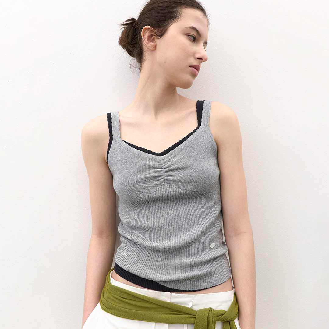 아뜰리에 나인 (T-7248)SCALLOP SHIRRING RIBBED SET-UP KNIT TOP 상품 이미지 1