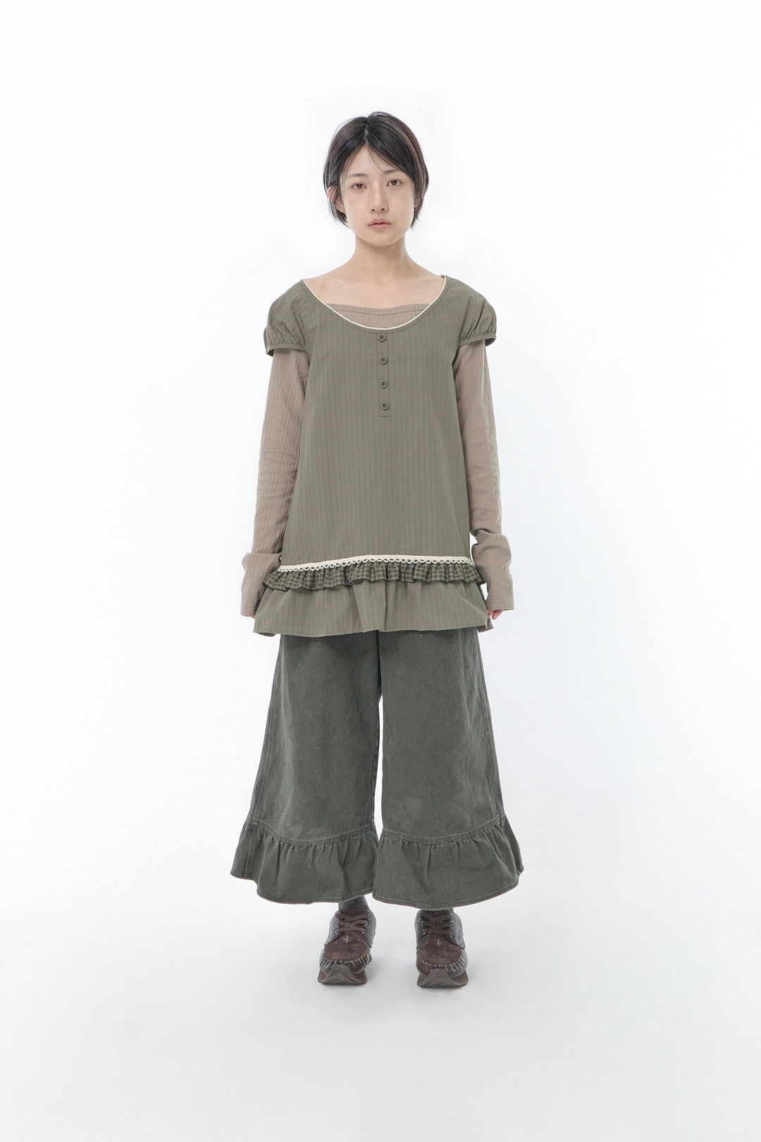 허그유어스킨 Frill check layered top (Khaki) 상품 이미지 2