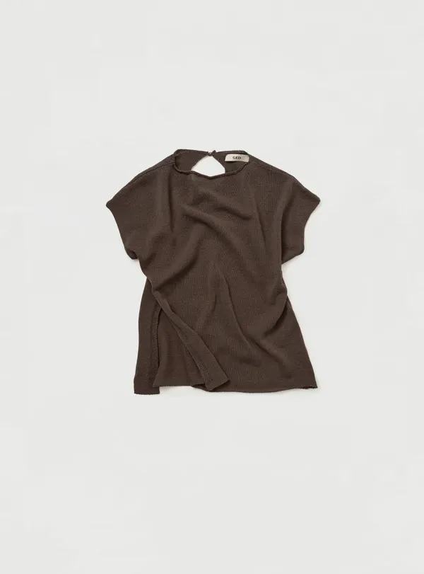 HALF NECK KNIT - BROWN