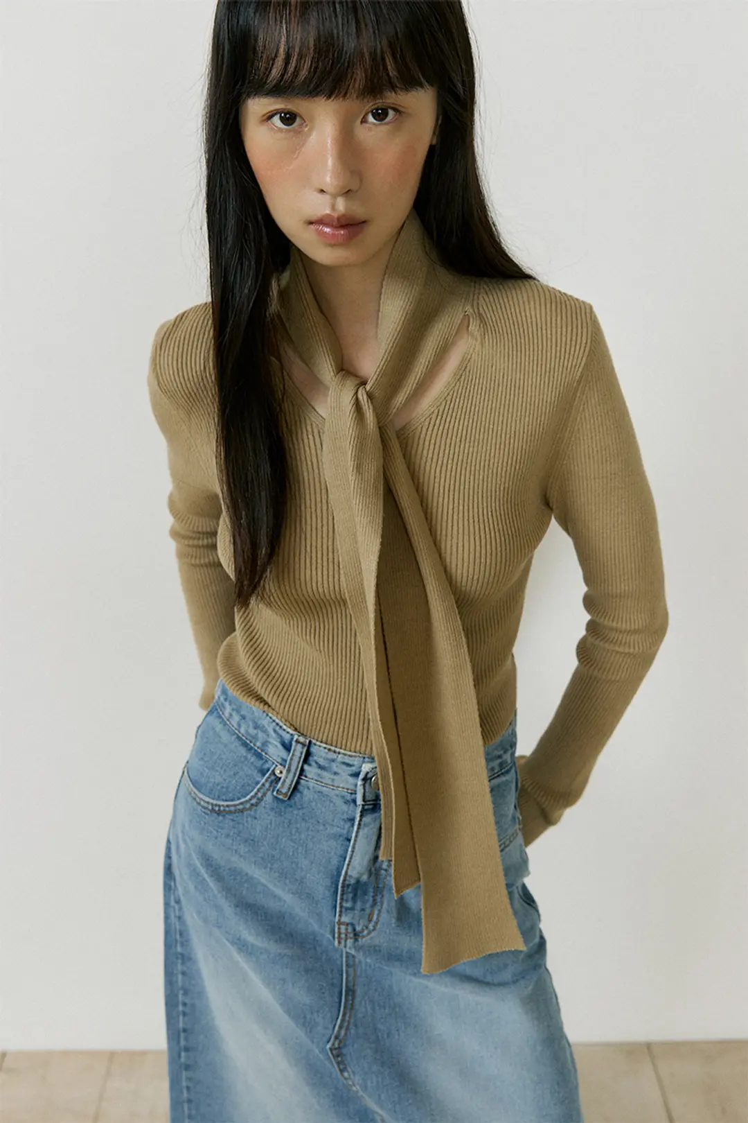 루시르주 V-neck Muffler Knit (beige) 상품 이미지 2