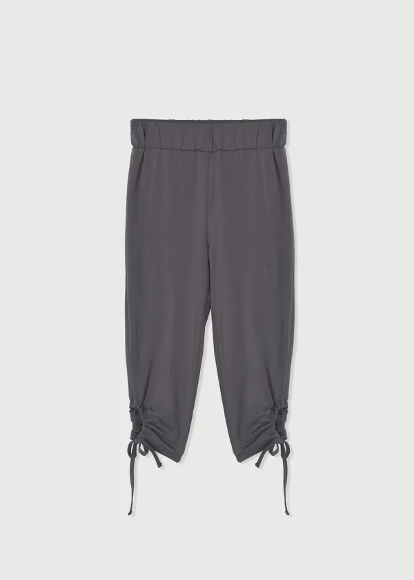 RIBBON CAPRI LEGGINGS - CHARCOAL