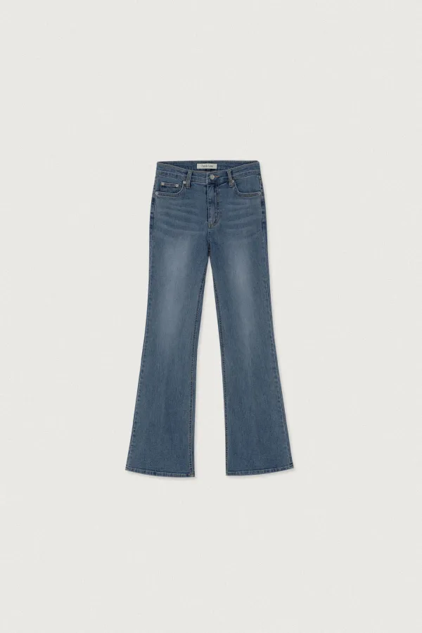 [7차 REORDER] PLEATS BOOTCUT DENIM PANTS [MID BLUE]