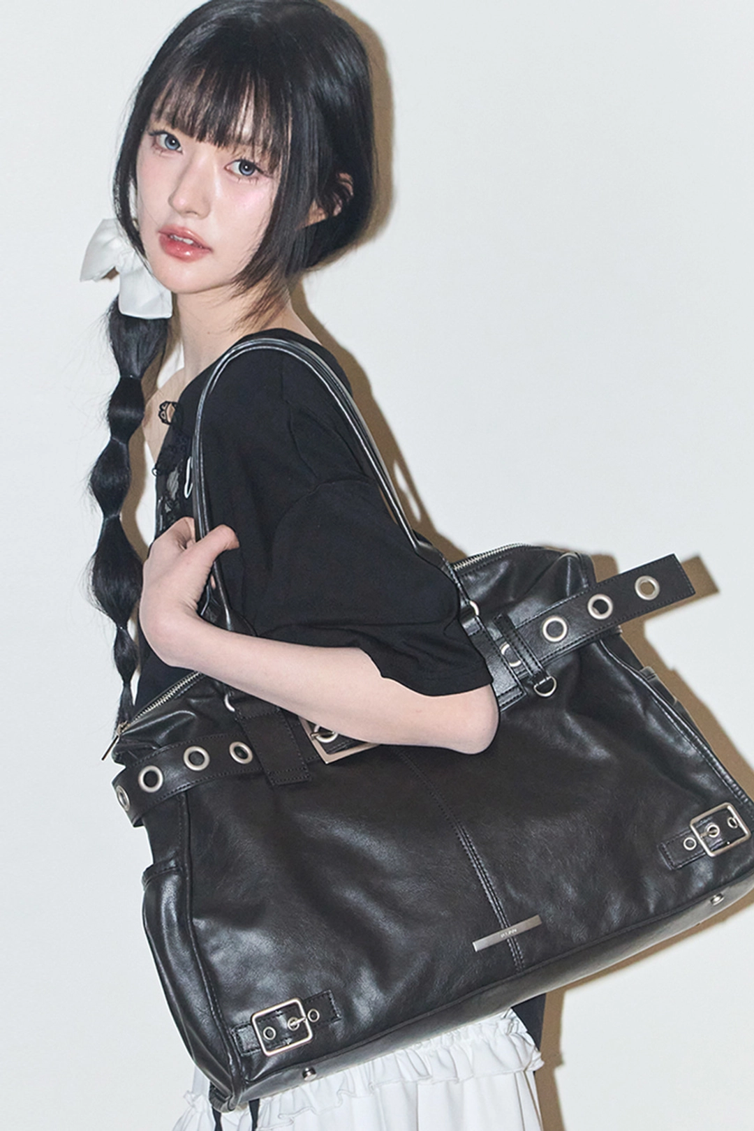 일리고 벨티드 스퀘어 토트 백 블랙 상품 이미지 2
