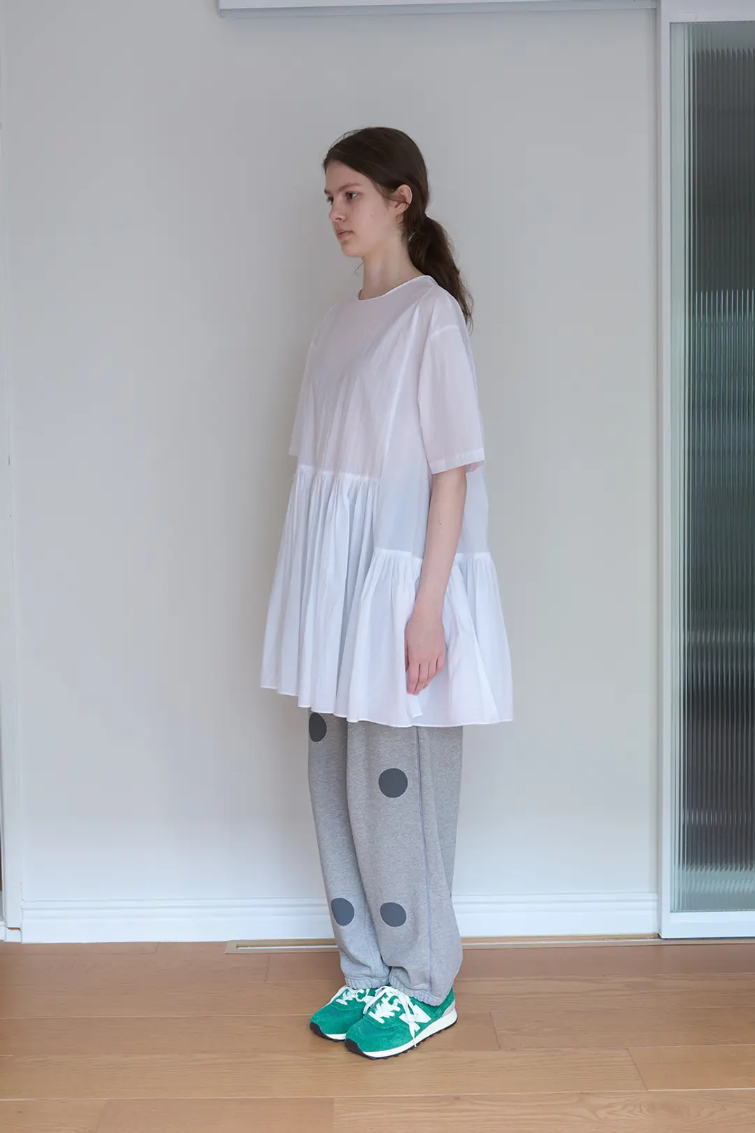 노컨텐츠 105. Half shirring mini ops_White 상품 이미지 2