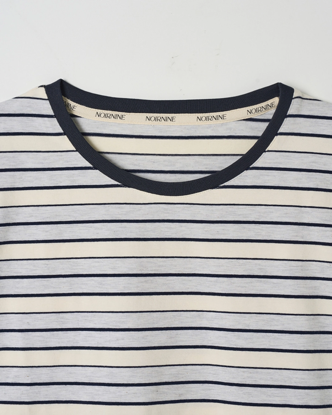 누아르나인 Curved Line Stripe T-Shirt [WHITE MELANGE] 상품 이미지 2
