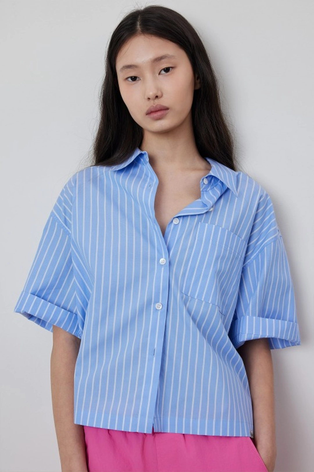퀸스래빗 Stripe Half Sleeve Semi Crop Shirt_BLUE 상품 이미지 2