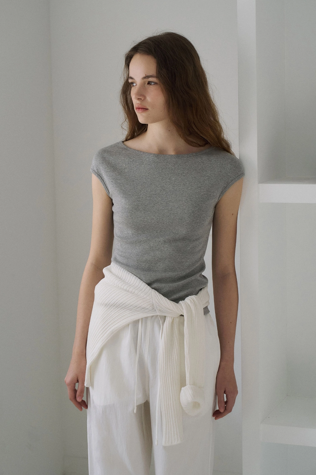라메레이 [2차 리오더]Mini Cap Sleeve Boat Neck T-Shirt[LMBFSUTT630]-Grey Melange 상품 이미지 2