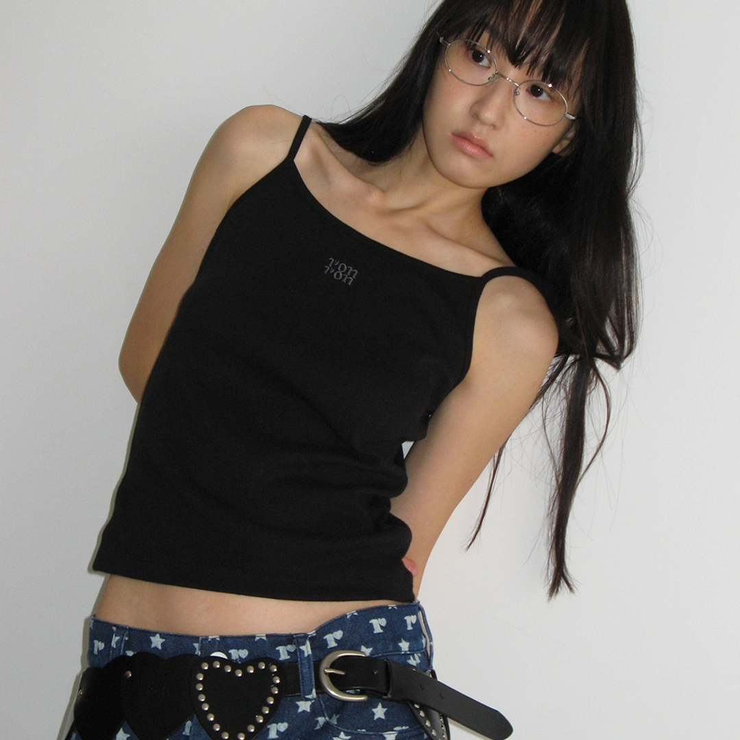 론론 SIMPLE LOGO POINT SLEEVELESS BLACK 상품 이미지 2