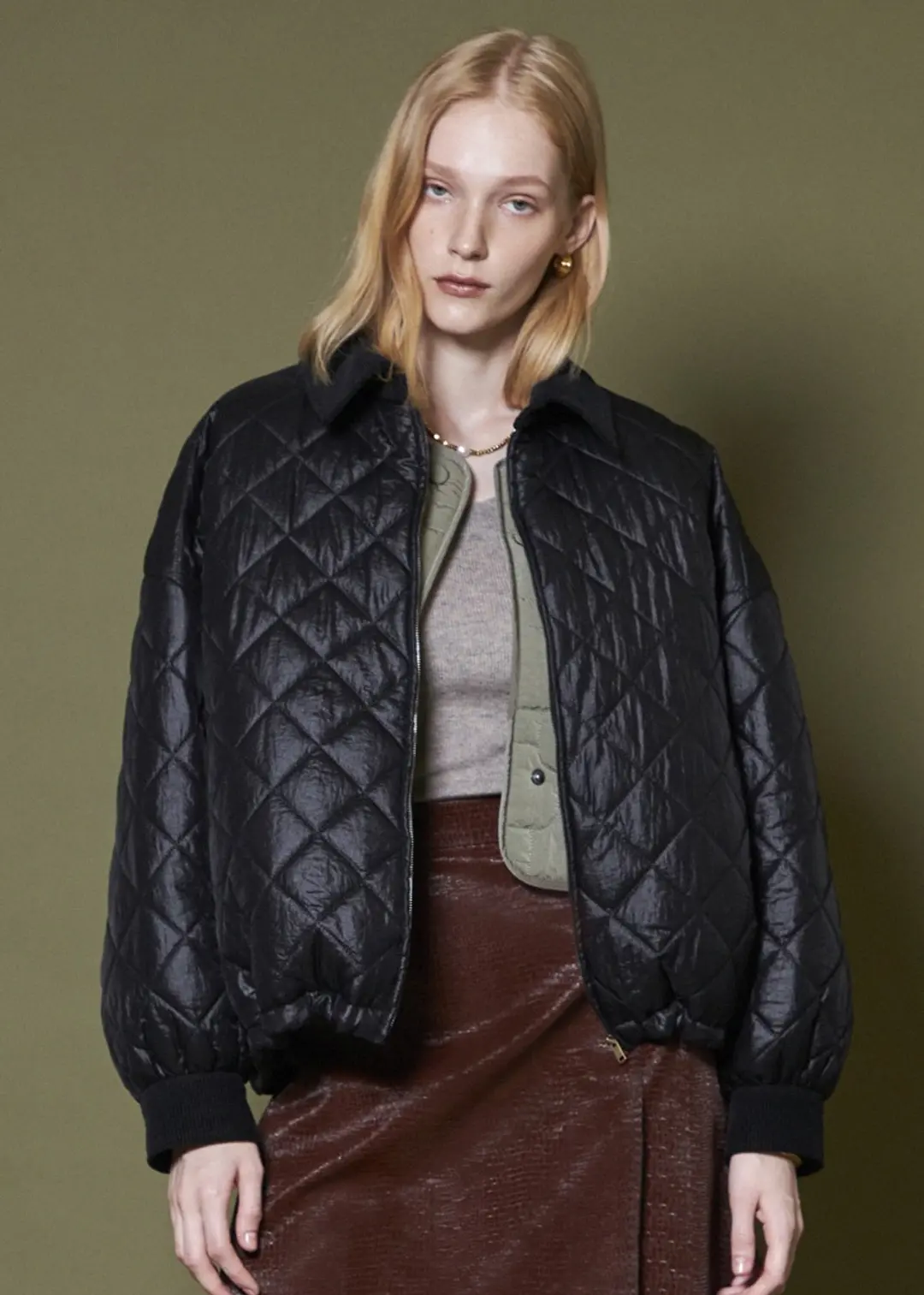메종드이네스 QUILTED COLLAR PADDING _BLACK 상품 이미지 2