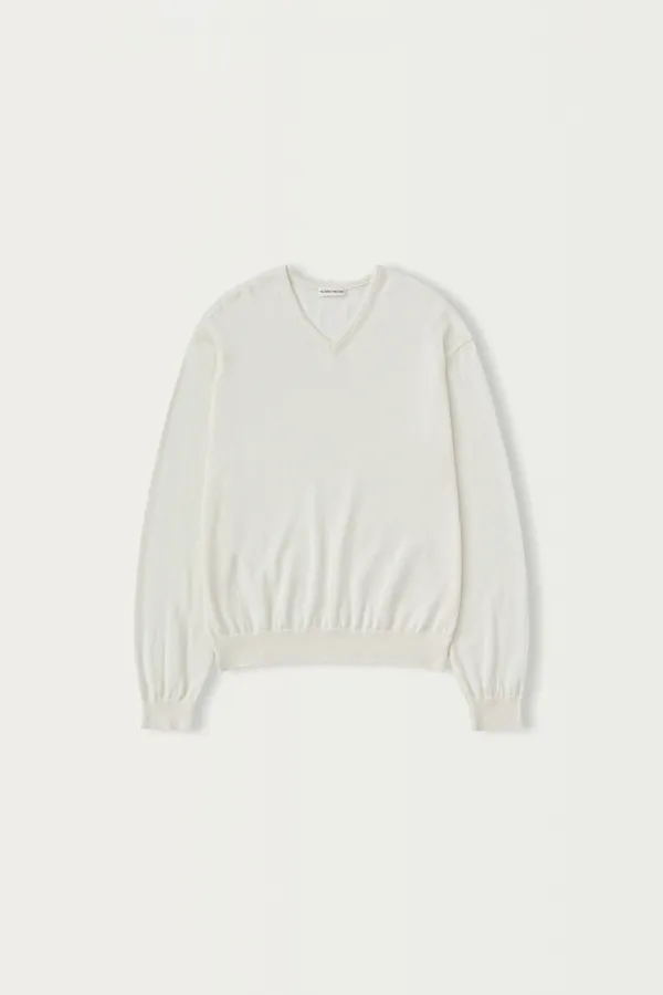 Foyer v-neck pullover (Clean white)