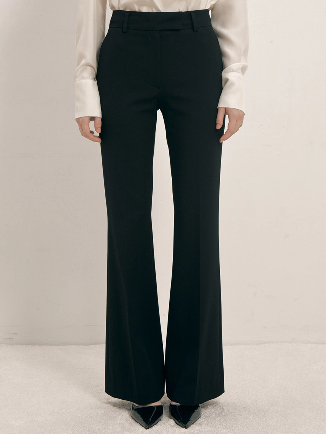 플로움 Classic Boots Cut Slacks(3color) 상품 이미지 1