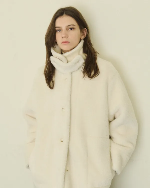Shearing boucle mustang half coat - ivory