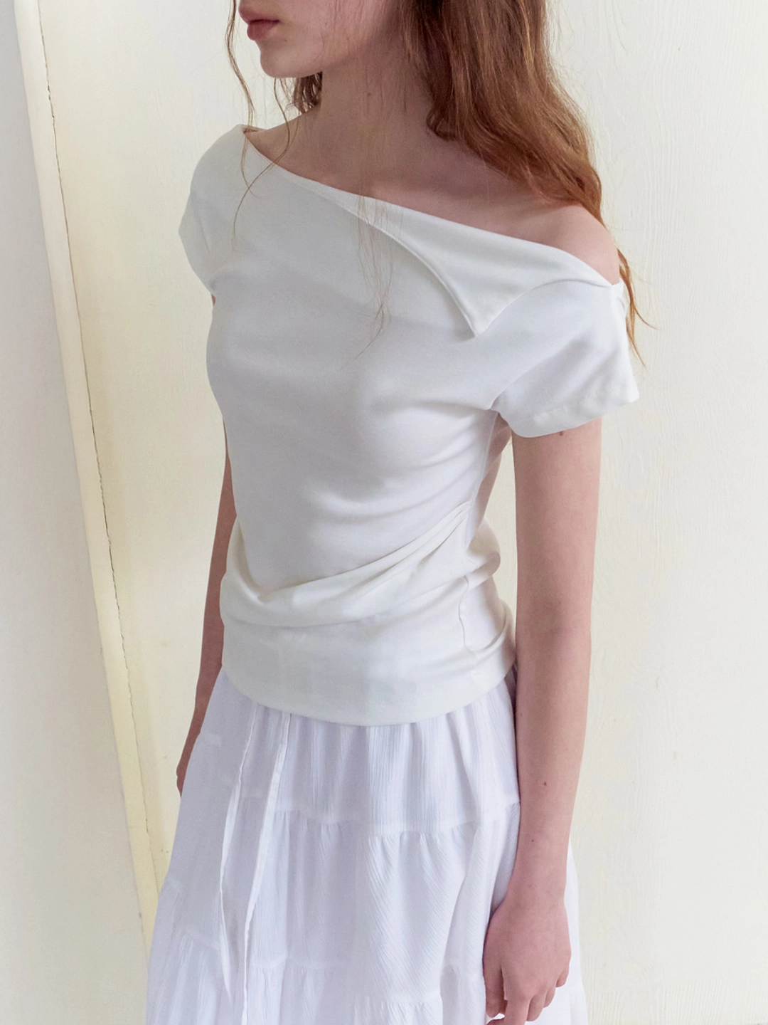 에트몽 Off Shirring T-Shirt, White 상품 이미지 1