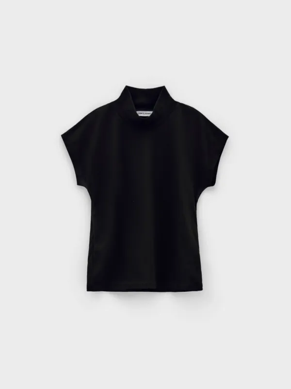 High Neck Half Sleeve T-Shirt_Black