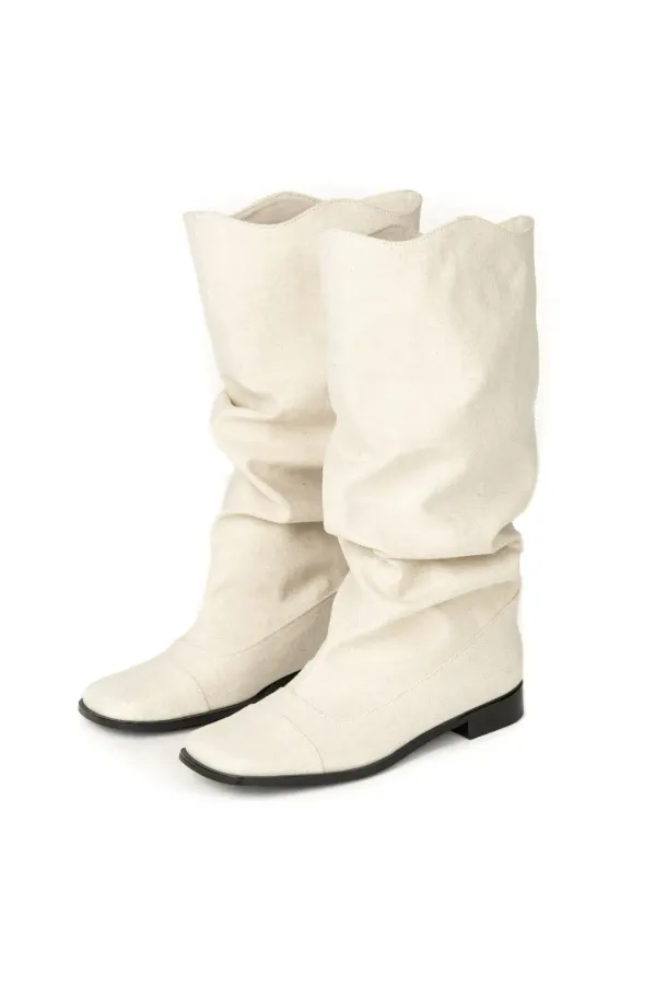 Magda Boots, Linen