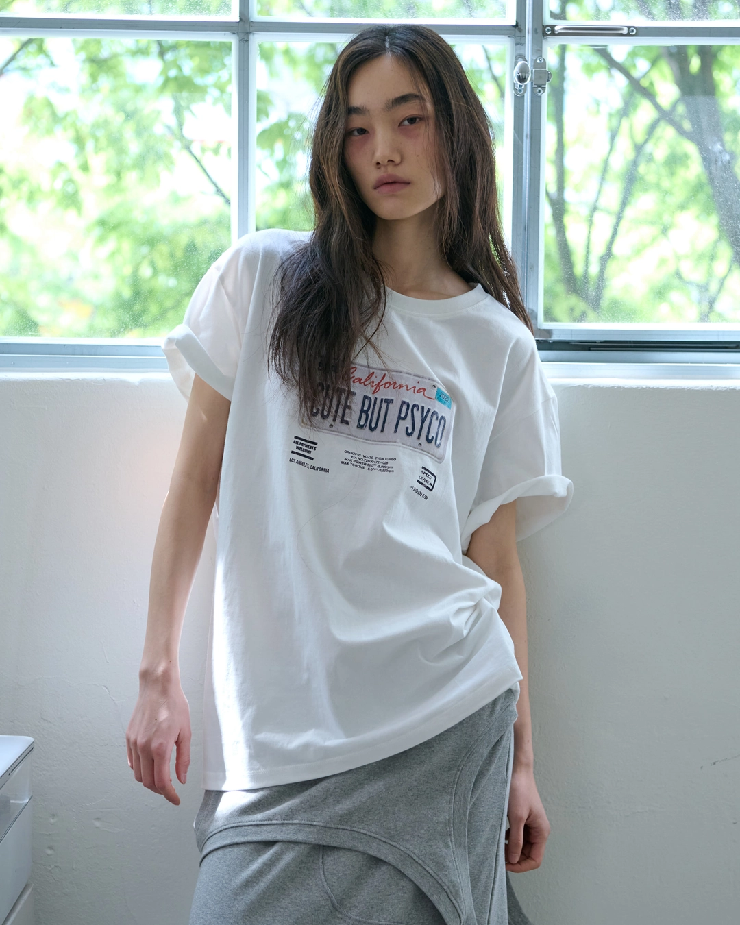 오데스 CUTE BUT TEE - WHITE 상품 이미지 1