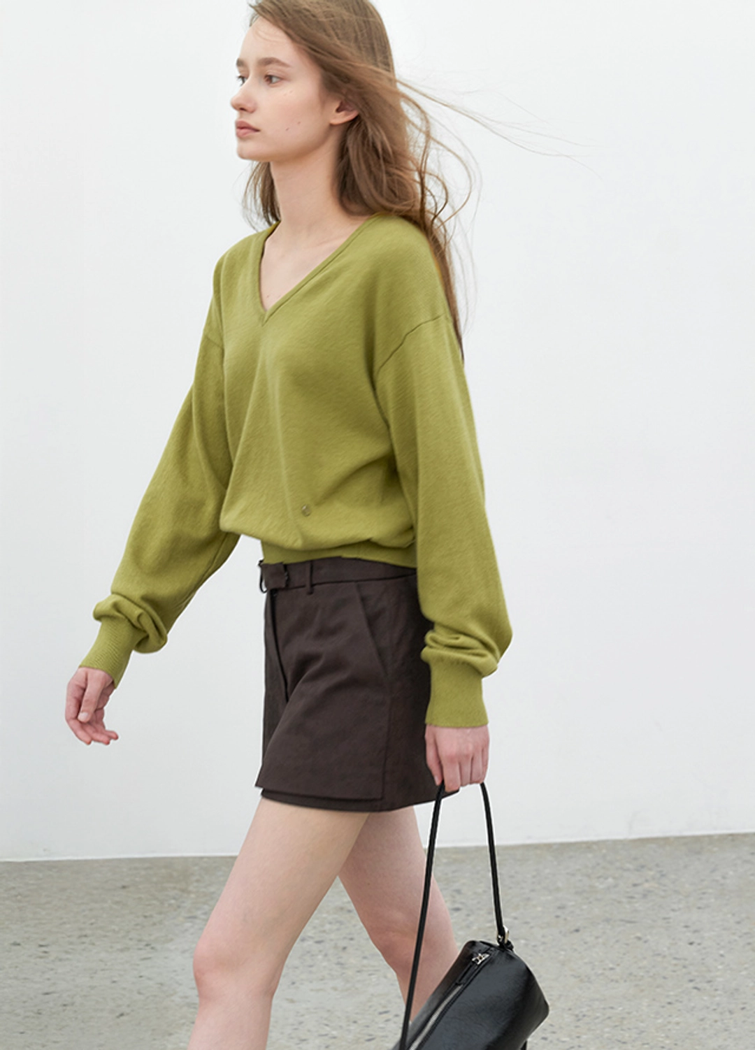 아뜰리에 나인 (Z-T-7192)COTTON&WOOL OVERFIT V-NECK KNIT 상품 이미지 2