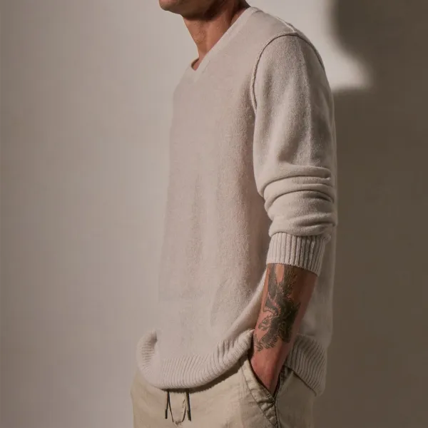Soft Featherweight Cashmere V Neck - Light Beige