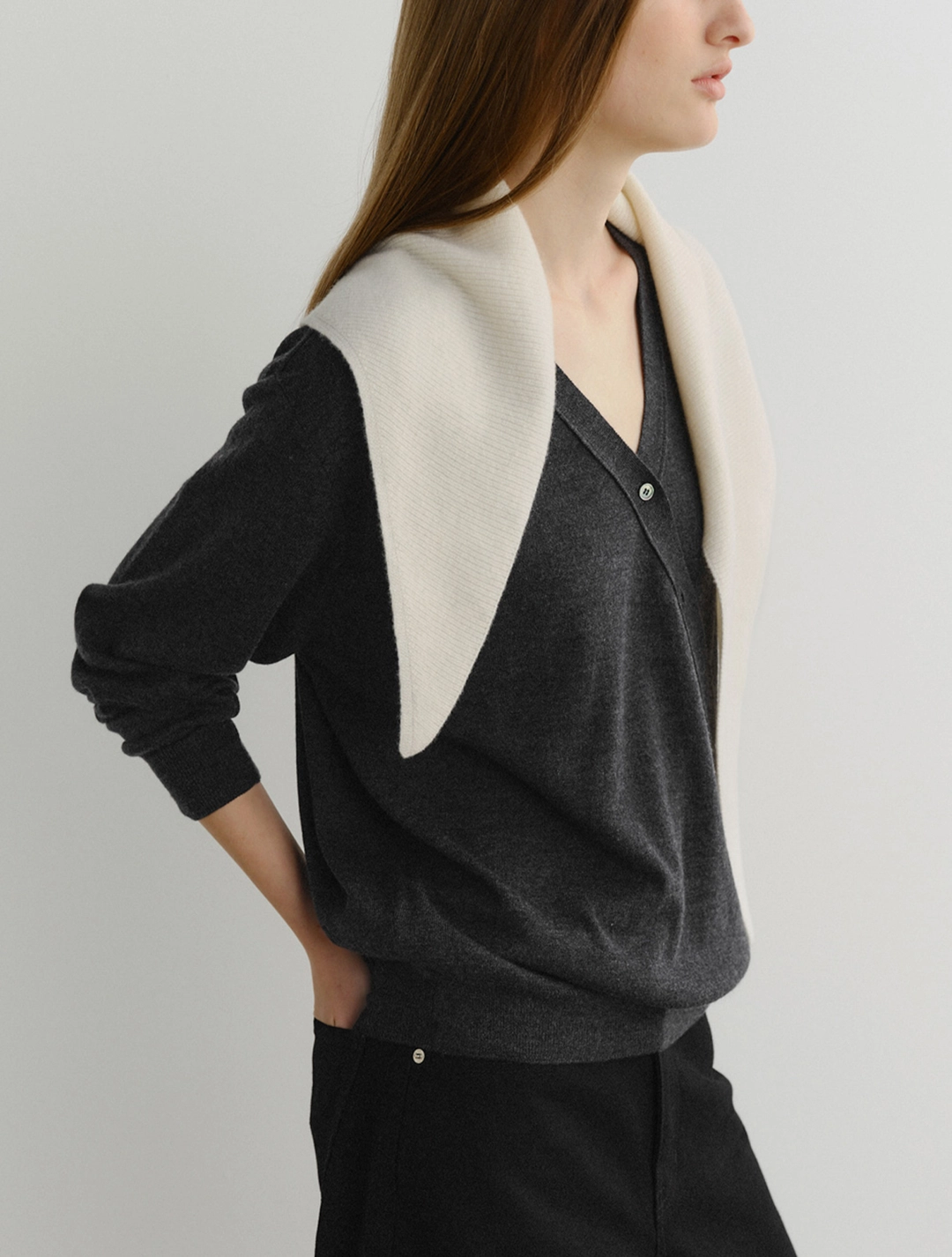 이아 Roy Cashmere Knit Scarf (Ivory) 상품 이미지 3