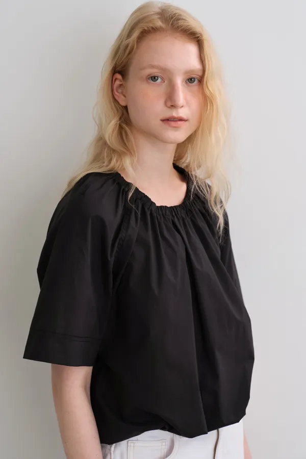 shirring banding blouse (black)