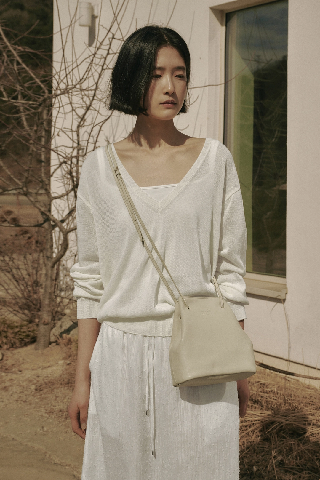 세이지먼트 [05.29 예약발송] LINLEY LINEN DEEP V-NECK KNIT_IVORY 상품 이미지 2