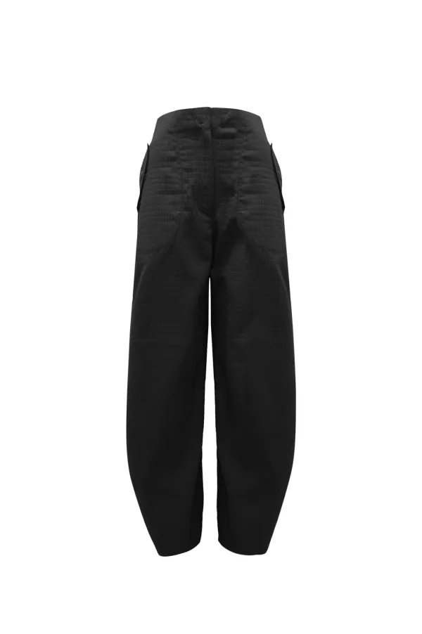 CURVED POCKET PANTS (BLACK)