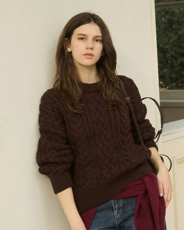 Classic twist back label knit - brown