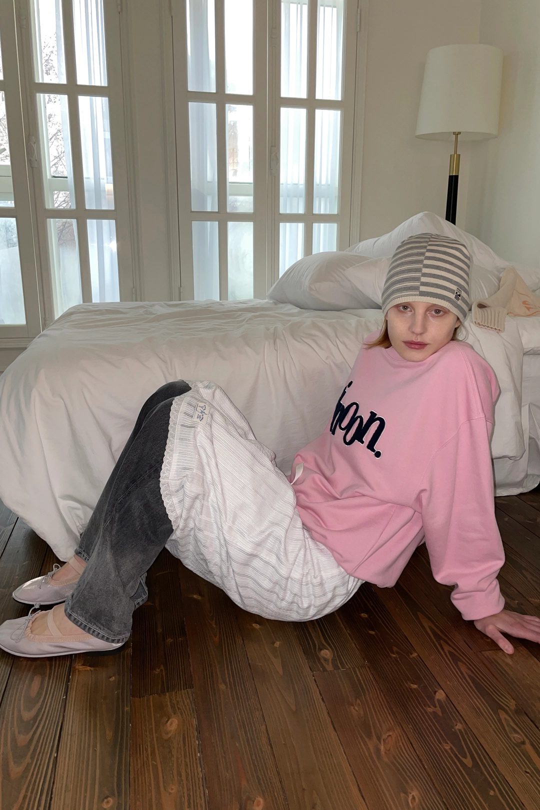 시눈 Boucle Logo Sweatshirt (Pink) 상품 이미지 3