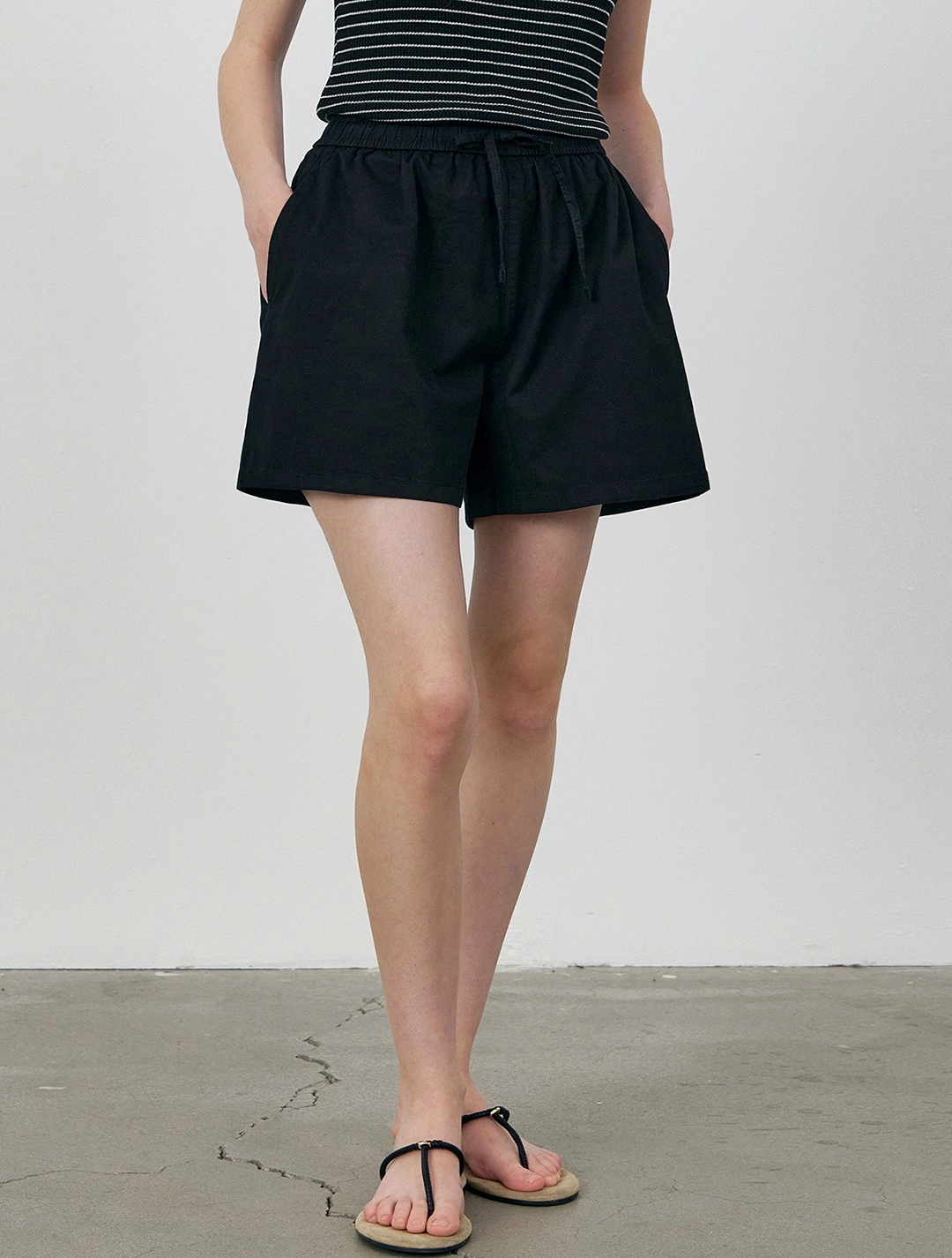 로에일 Stretch cotton string shorts_Black 상품 이미지 1