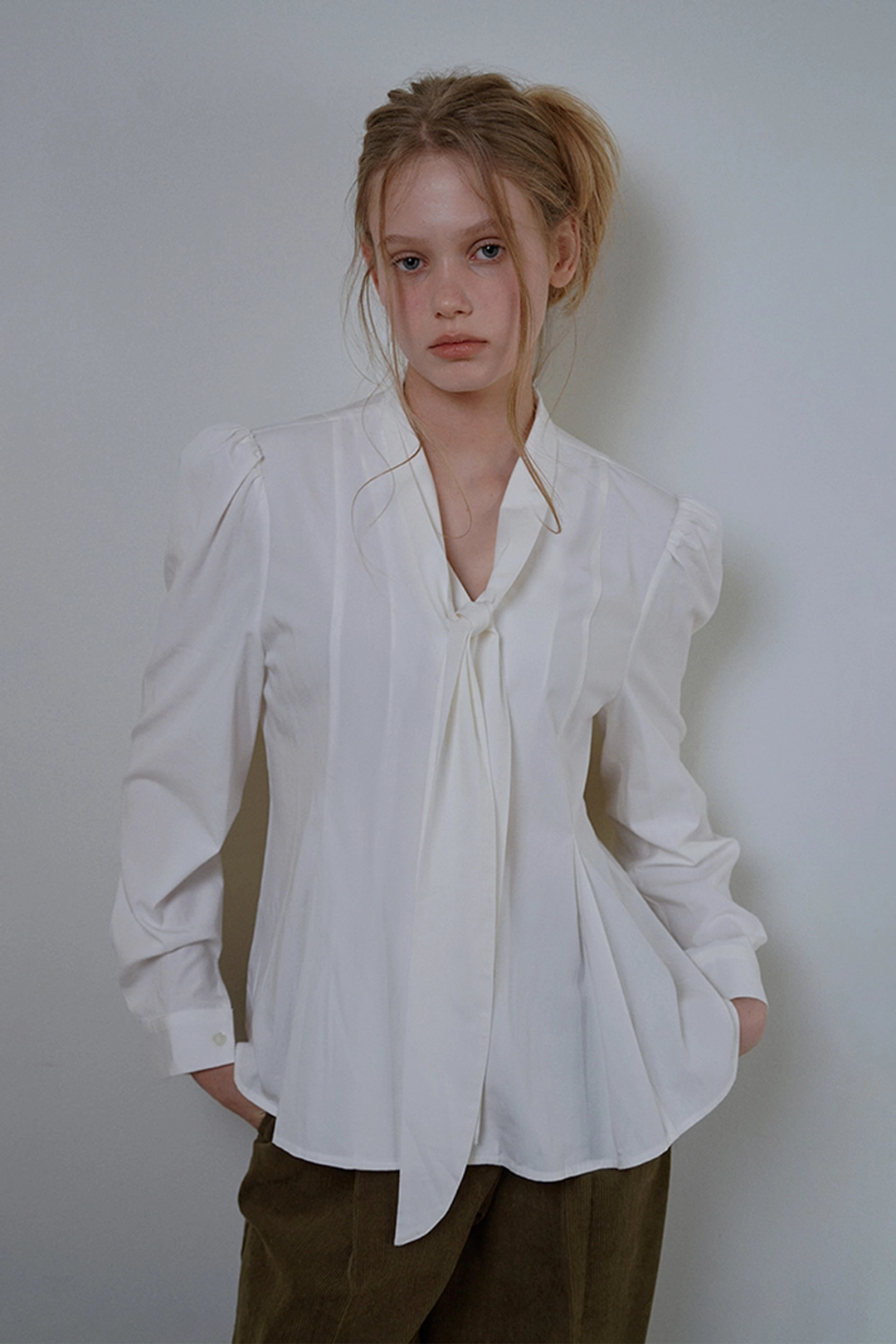 위드아웃썸머 Fable scarf blouse_ivory 상품 이미지 2