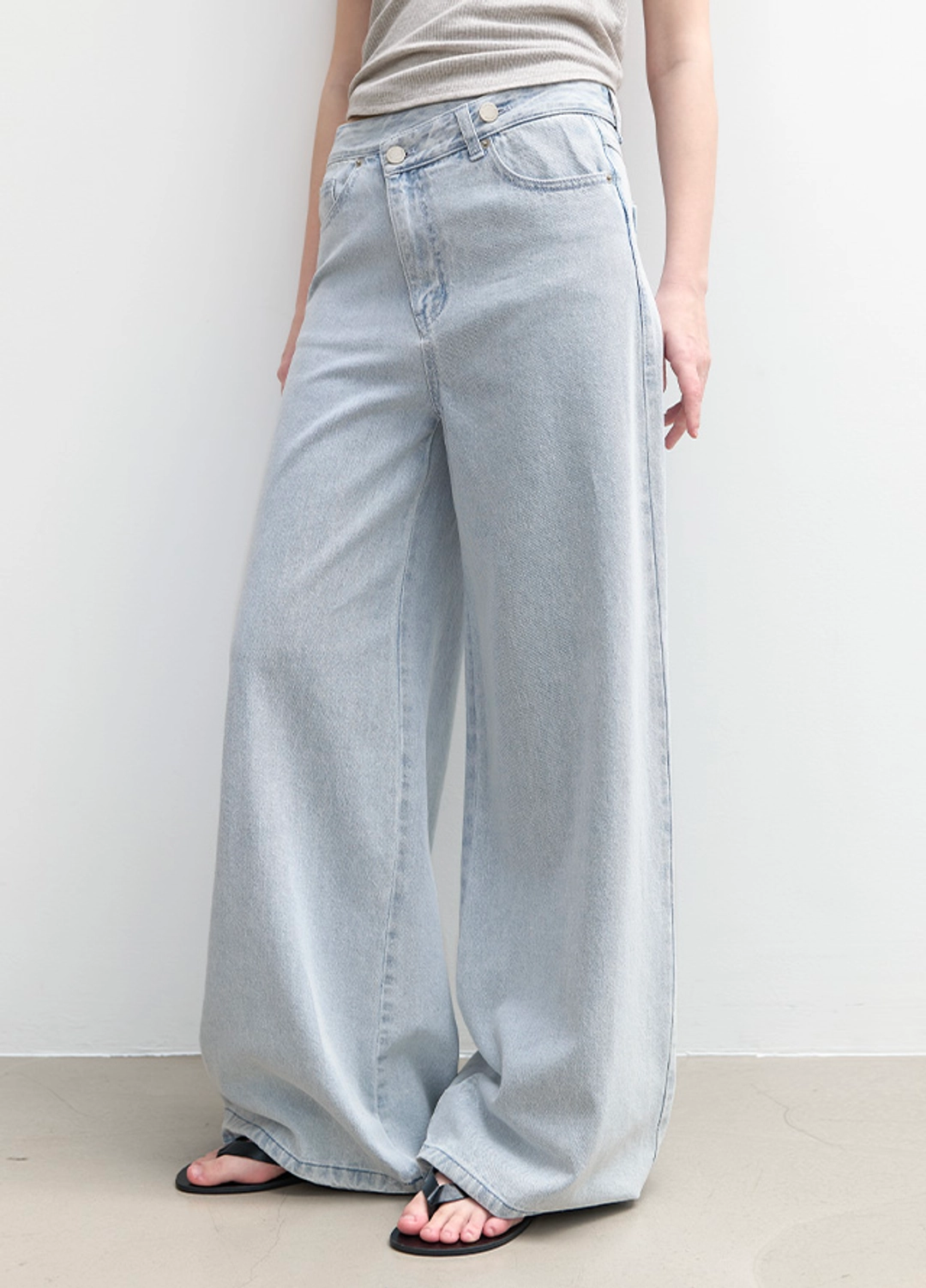 아뜰리에 나인 (PT-5768)TWO BUTTON SUMMER UNBAL DENIM PANTS 상품 이미지 1