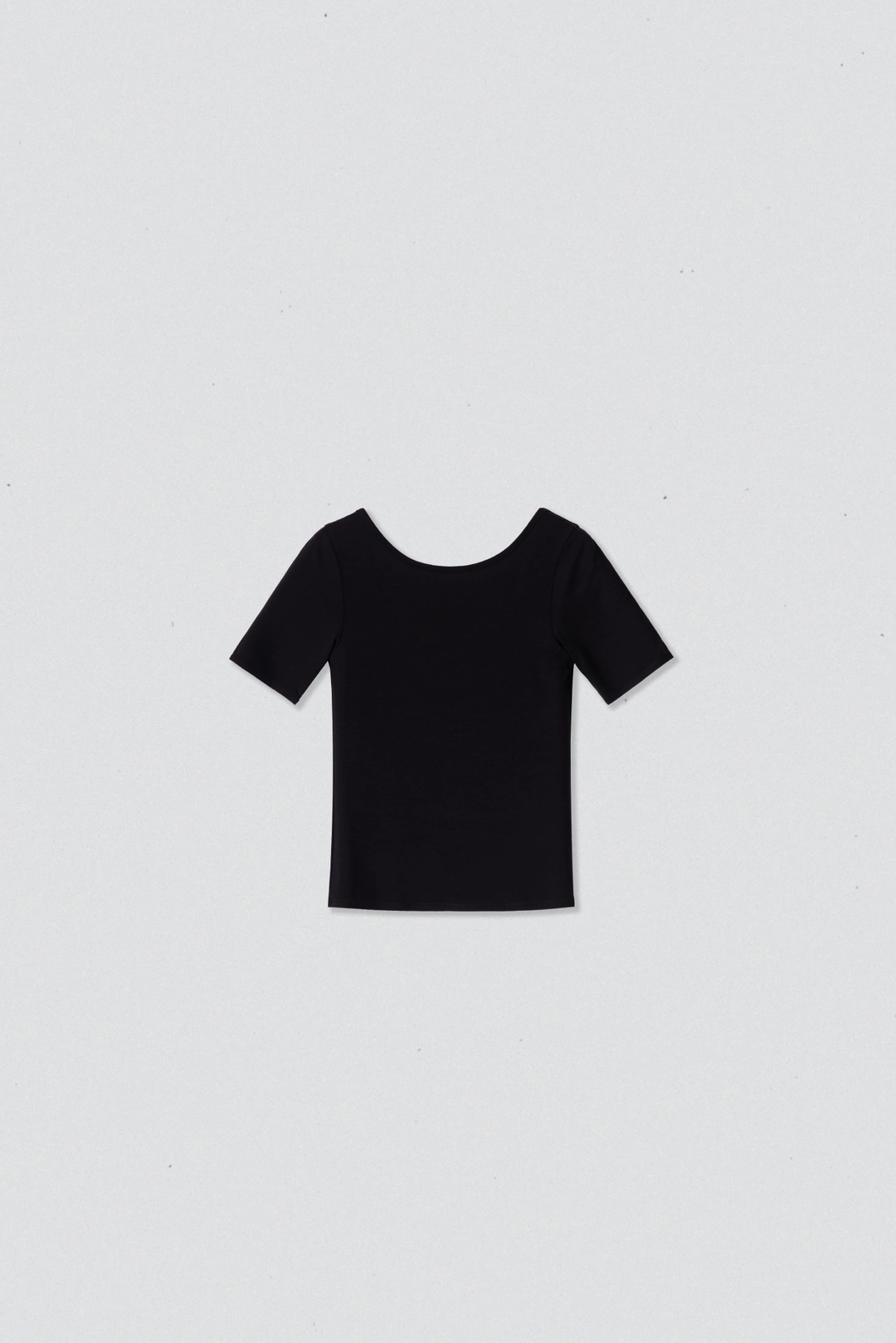 스앨더 29122_Open-back half-sleeve top 상품 이미지 1