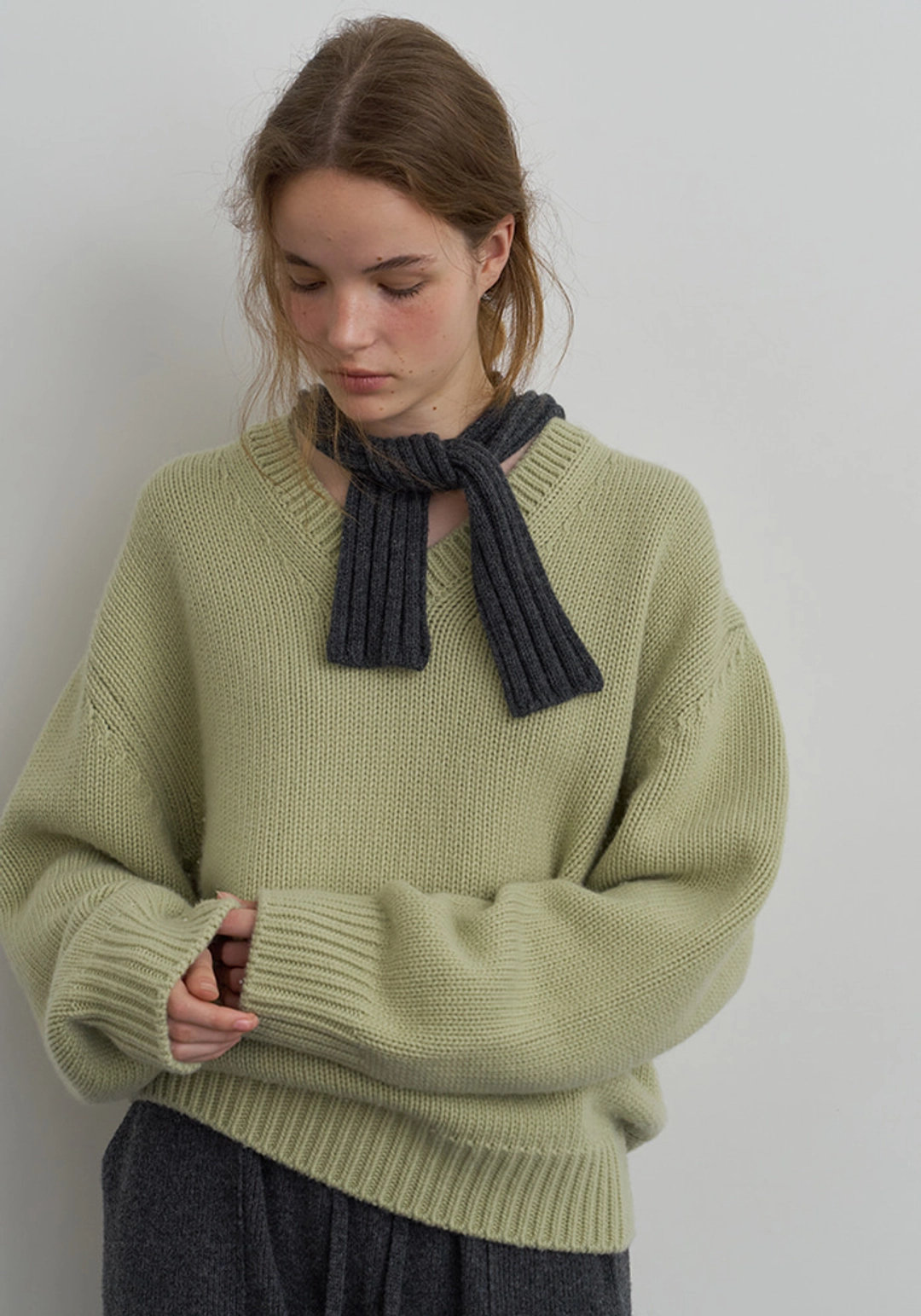 이브세이지 Merino wool v-neck knit (Light green) 상품 이미지 2