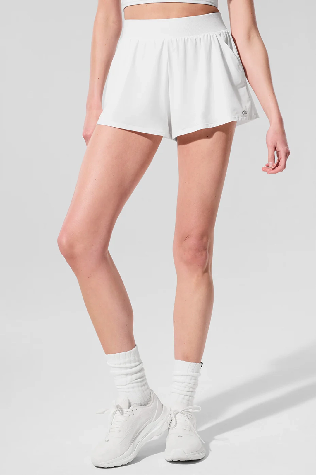 알로요가 Breezy Short - White 상품 이미지 1