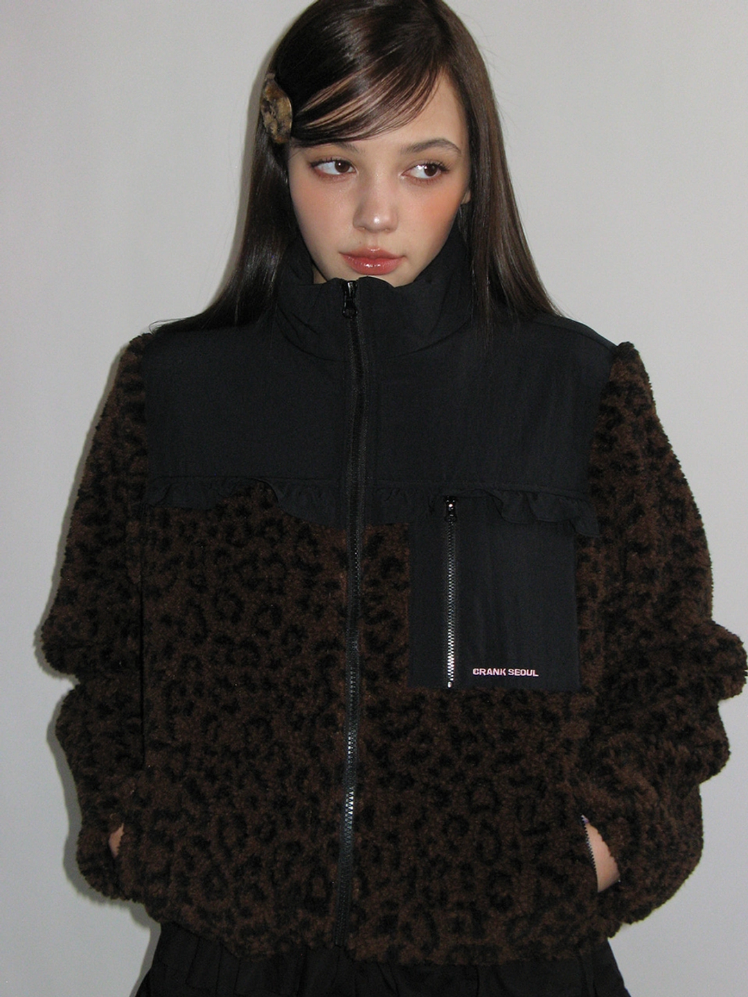 크랭크 FRILL LEOPARD FLEECE JACKET_BROWN 상품 이미지 2