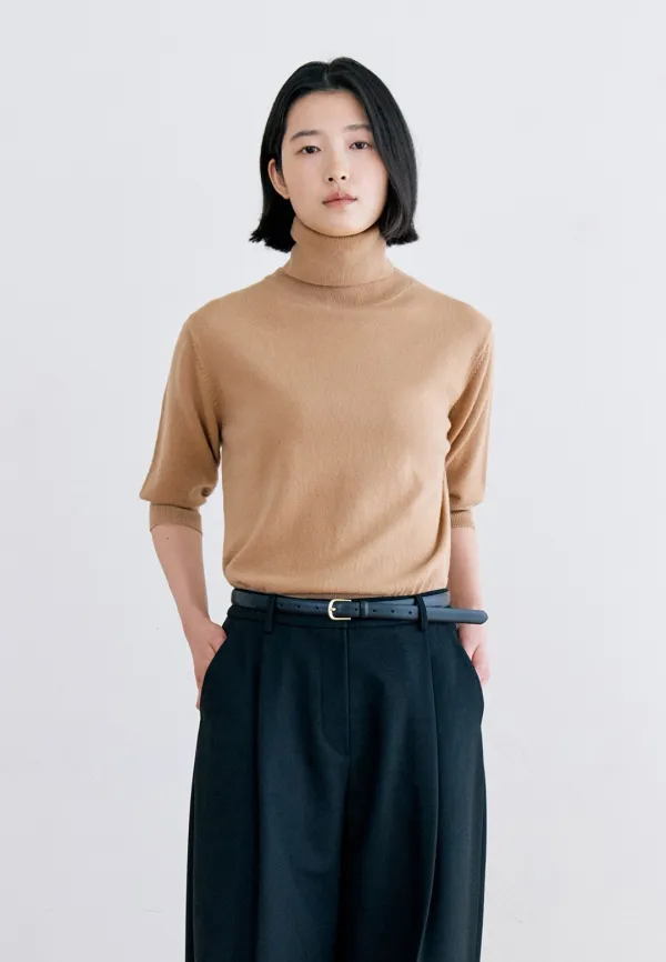 WOOL100 TURTLE NECK HALF KNIT - BEIGE