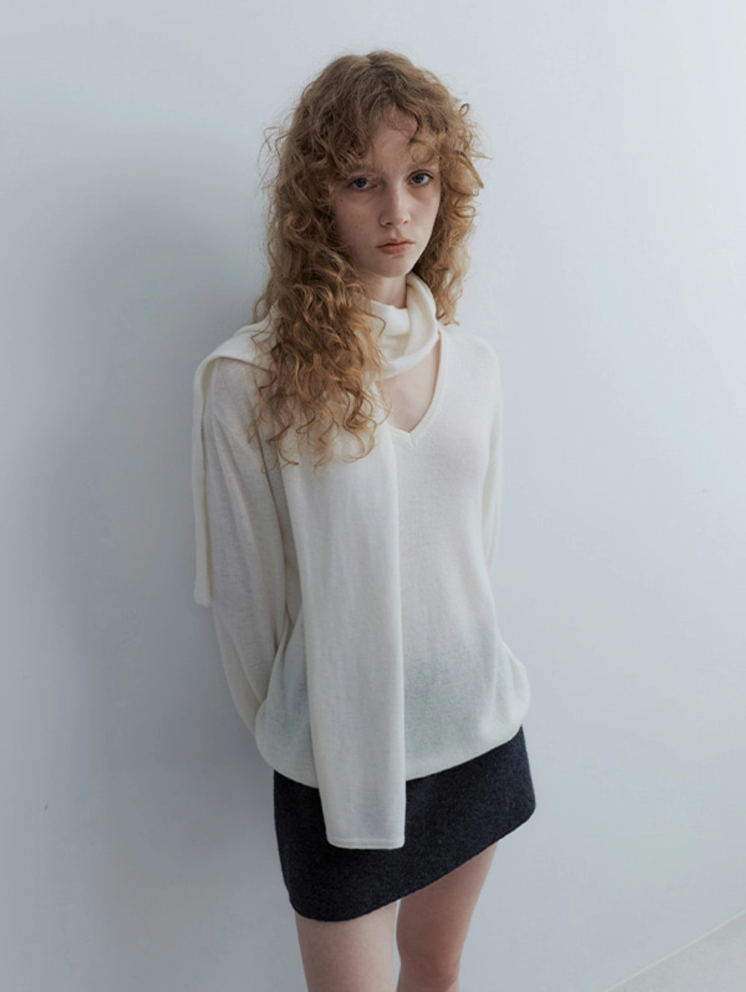 오디에스 [Cashmere] Easy V-neck Knit (Ivory) 상품 이미지 1