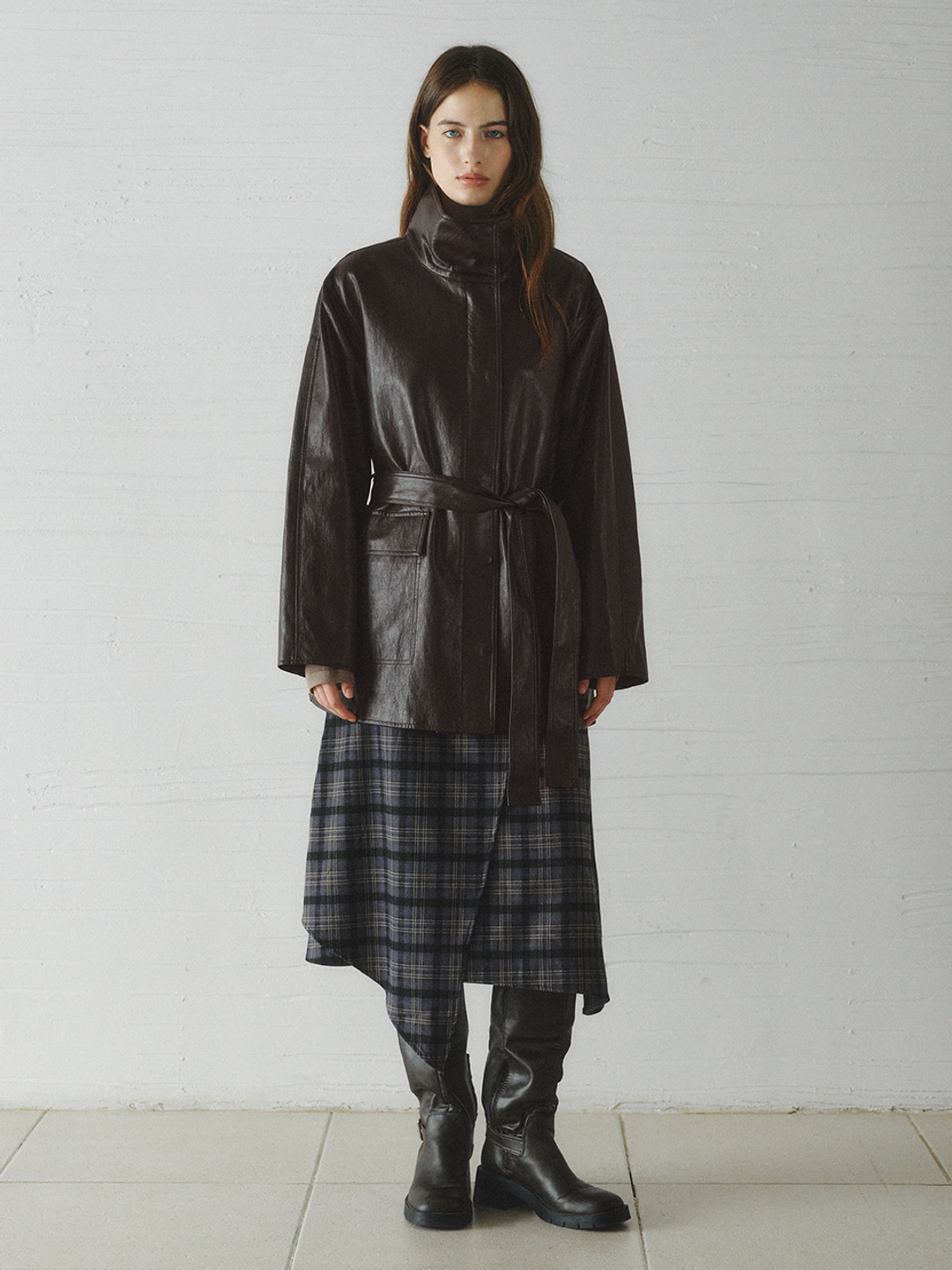 르니나 JENIEL belted high-neck leather jacket_brown 상품 이미지 3