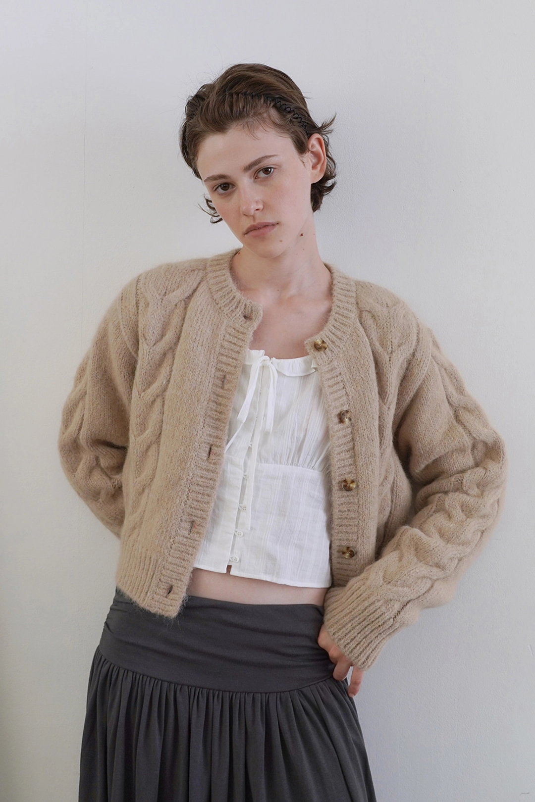 위드아웃썸머 Mohair cable cardigan_beige 상품 이미지 1