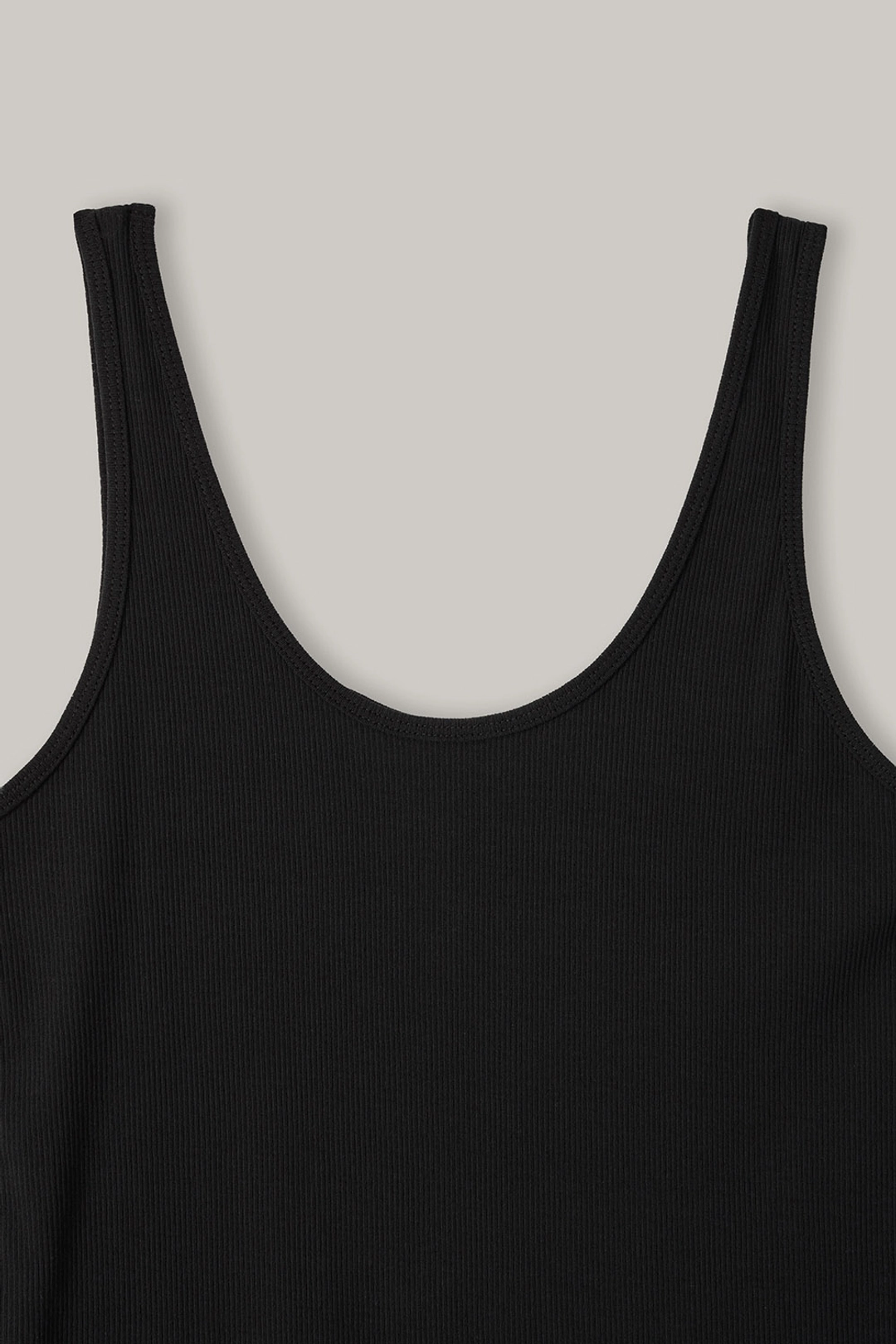 노우드 Deep Round Sleeveless (Black) 상품 이미지 2