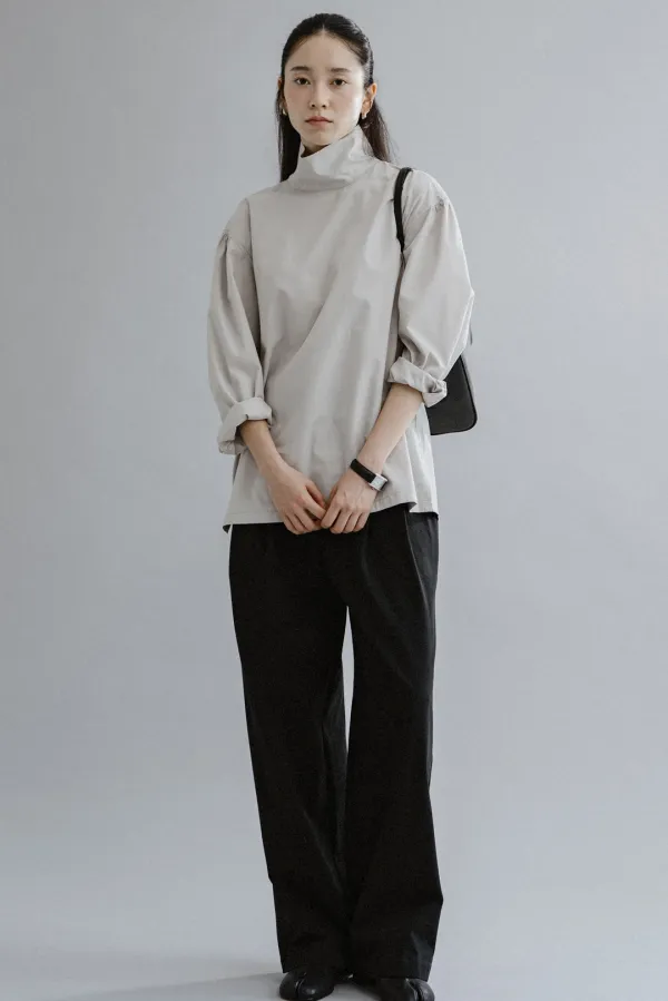 28626_Refined Mock-Neck Shirred Blouse [DYAUDEND]