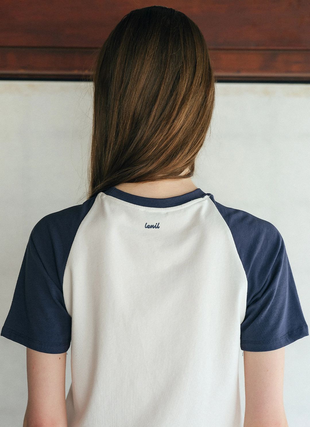 르닐 Alfi Raglan T-shirt (Navy) 상품 이미지 3