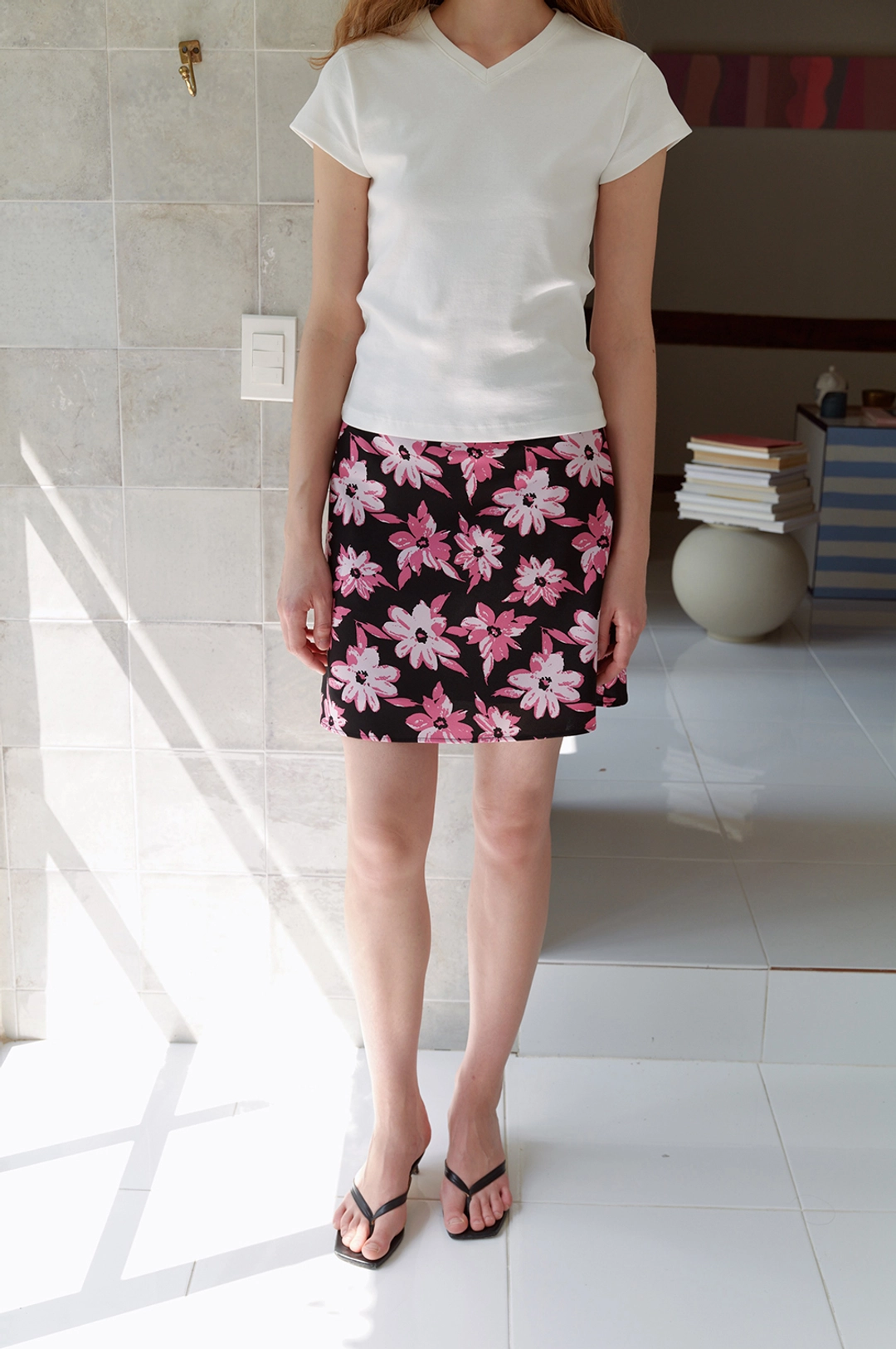 엘오61 Como Floral Skirt  in Black 상품 이미지 1
