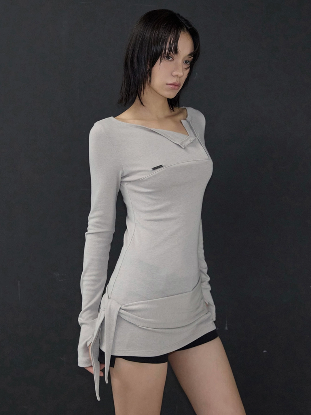 이네기 [7th Reorder] Contour Hook Top (sand beige) 상품 이미지 2