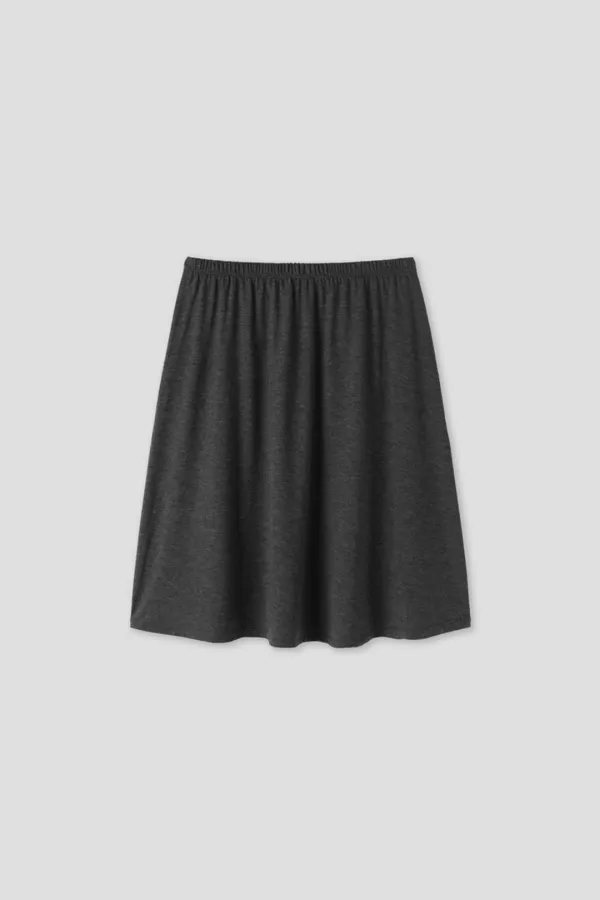 Essential skirt ( 2ND )