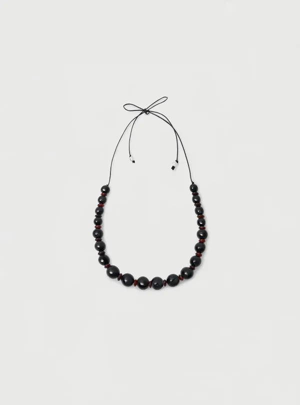 GLASS BEAD NECKLACE
