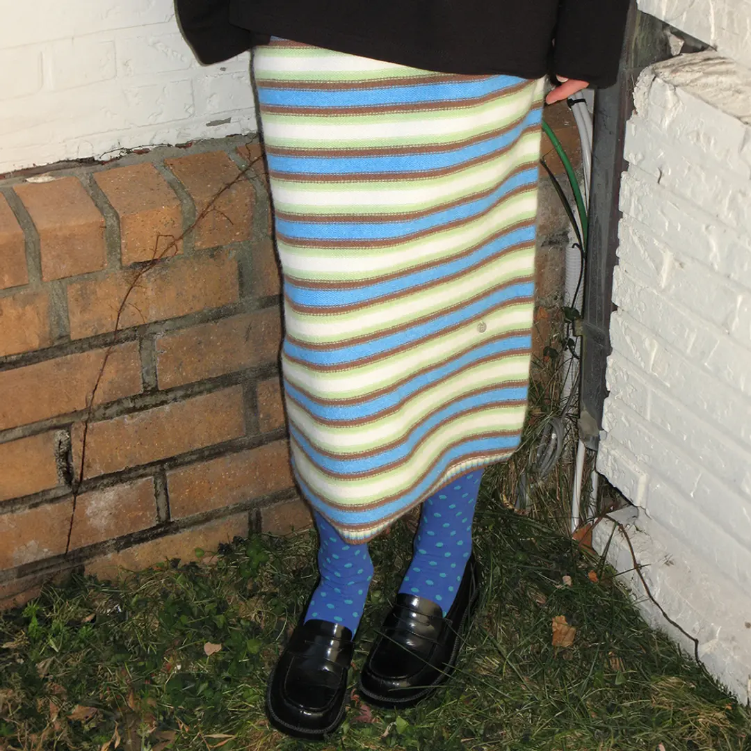 론론 MULTI CANDY KNIT BANDING SKIRT BLUE STRIPE 상품 이미지 2