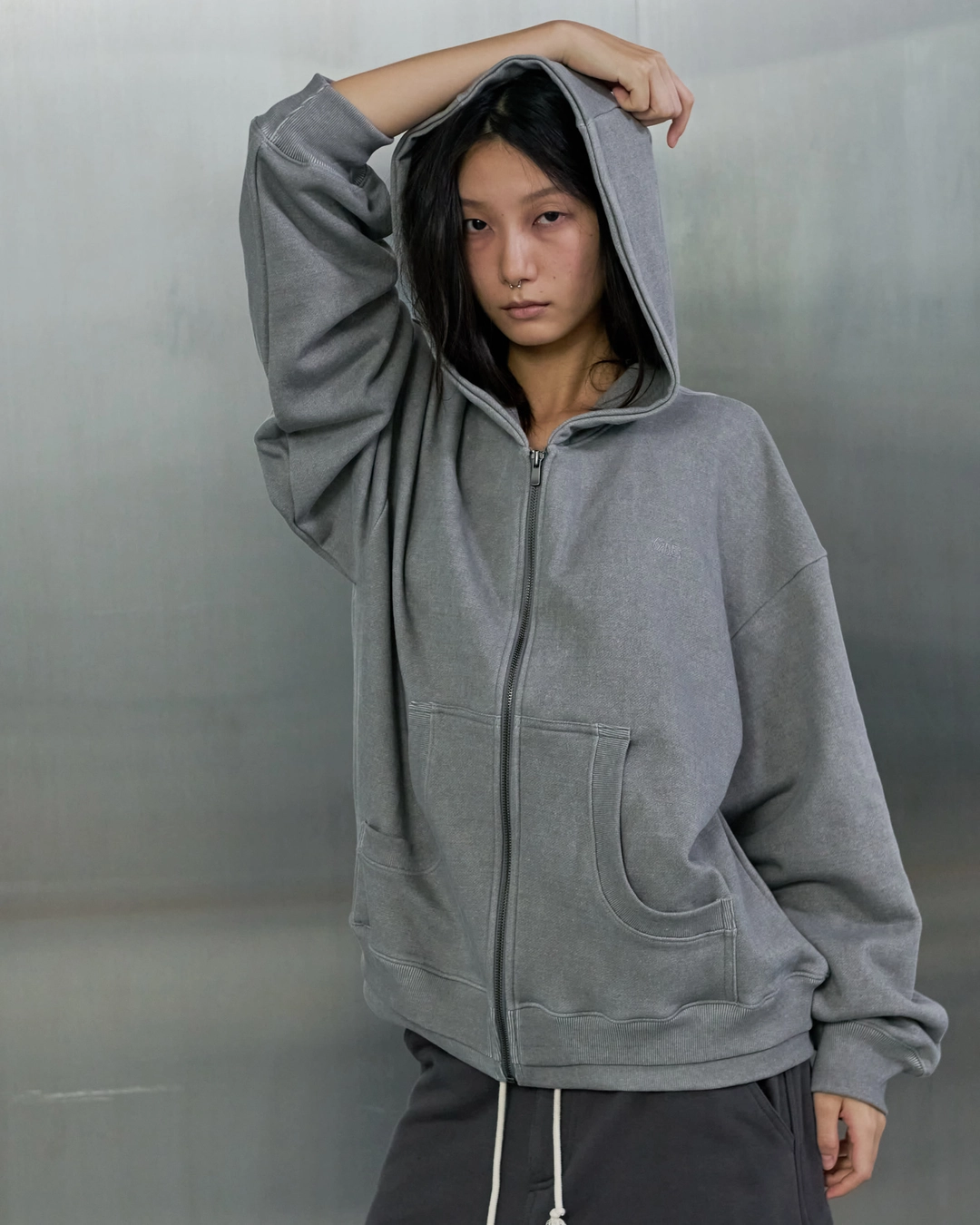 오데스 [9/18 예약 출고] DOUBLE HEM VTG HOODIE ZIP UP - GREY 상품 이미지 1